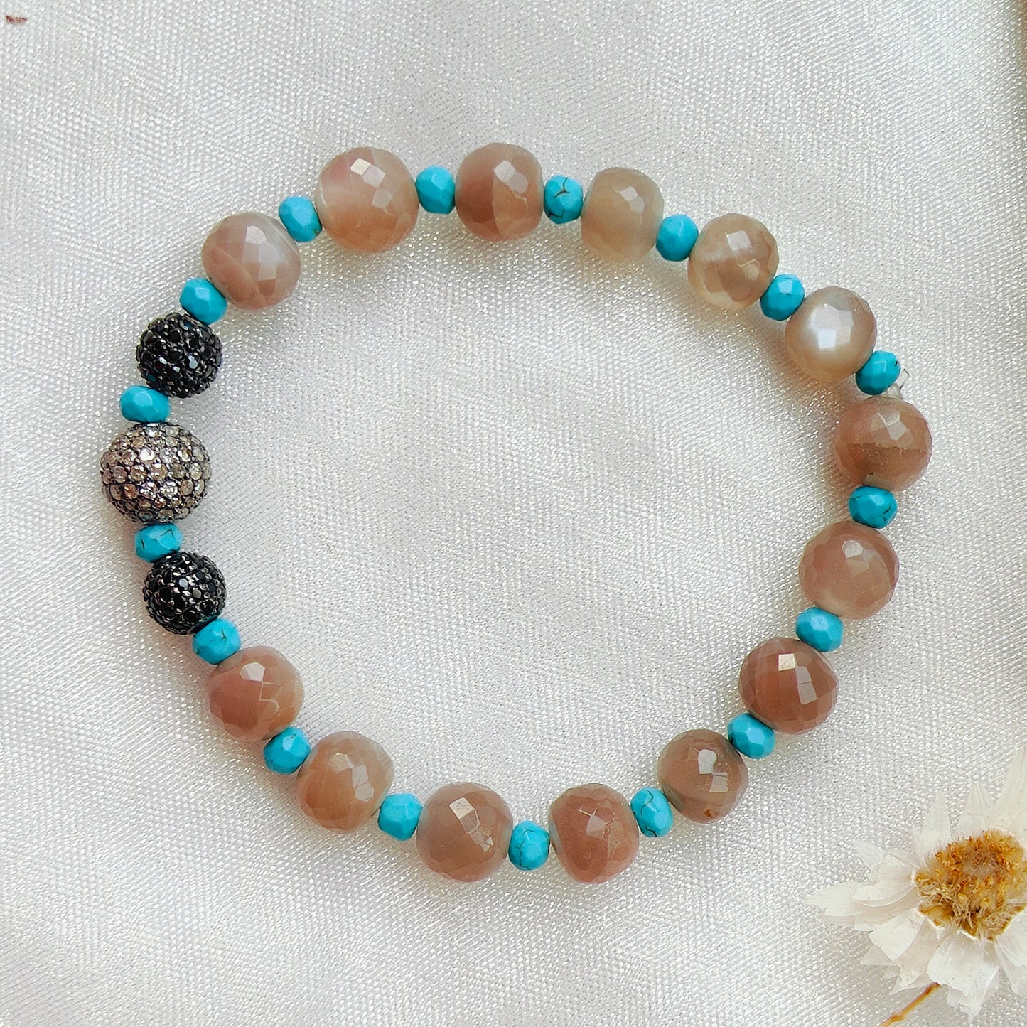 Stone & Silver Beads' Stretchable Bracelet with Dia