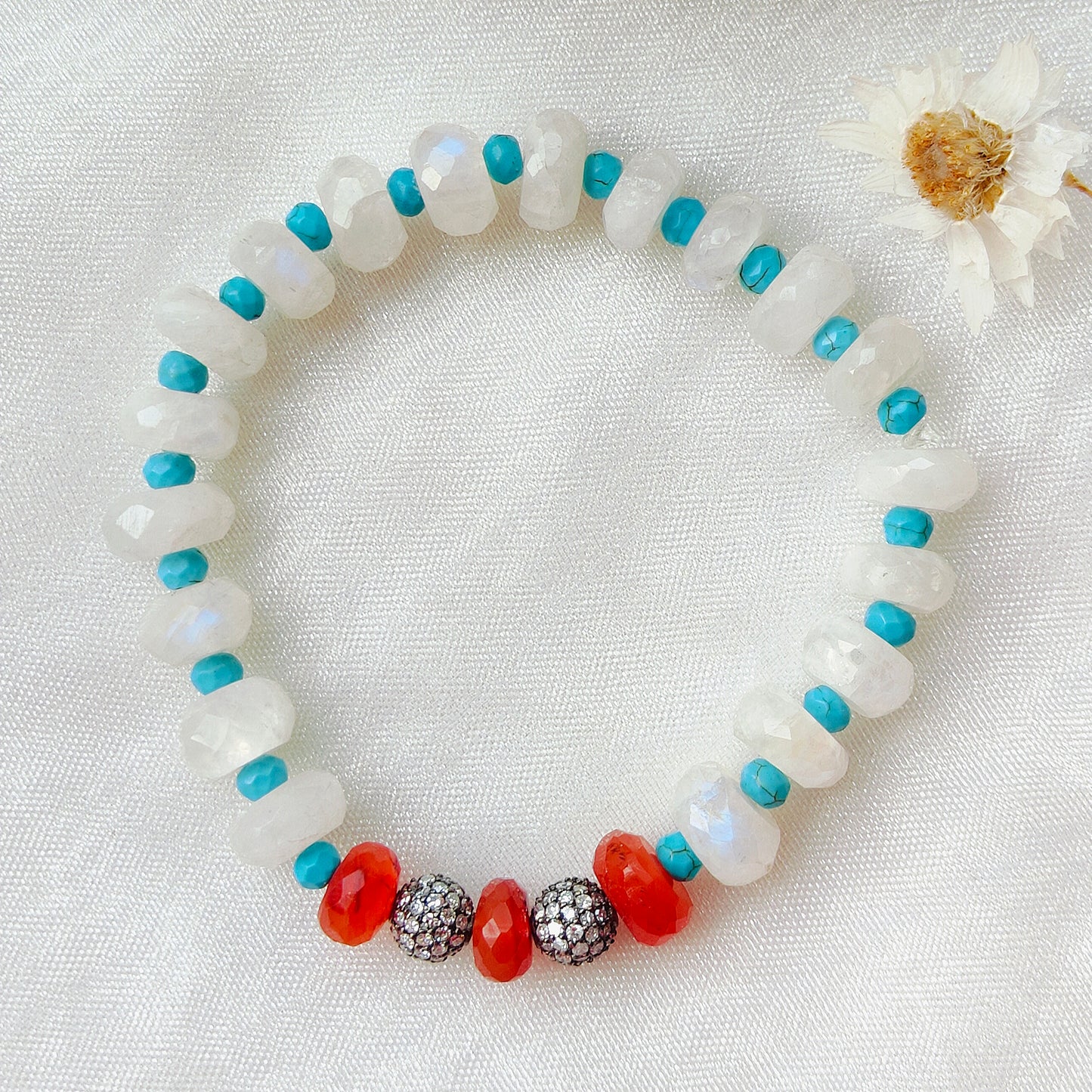 Stone & Silver Beads' with Dia Stretchable Bracelet