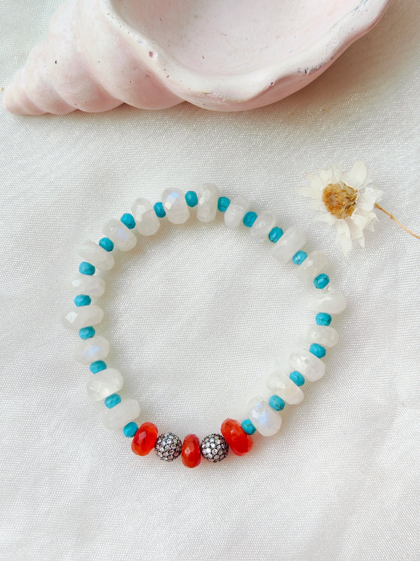 Stone & Silver Beads' with Dia Stretchable Bracelet
