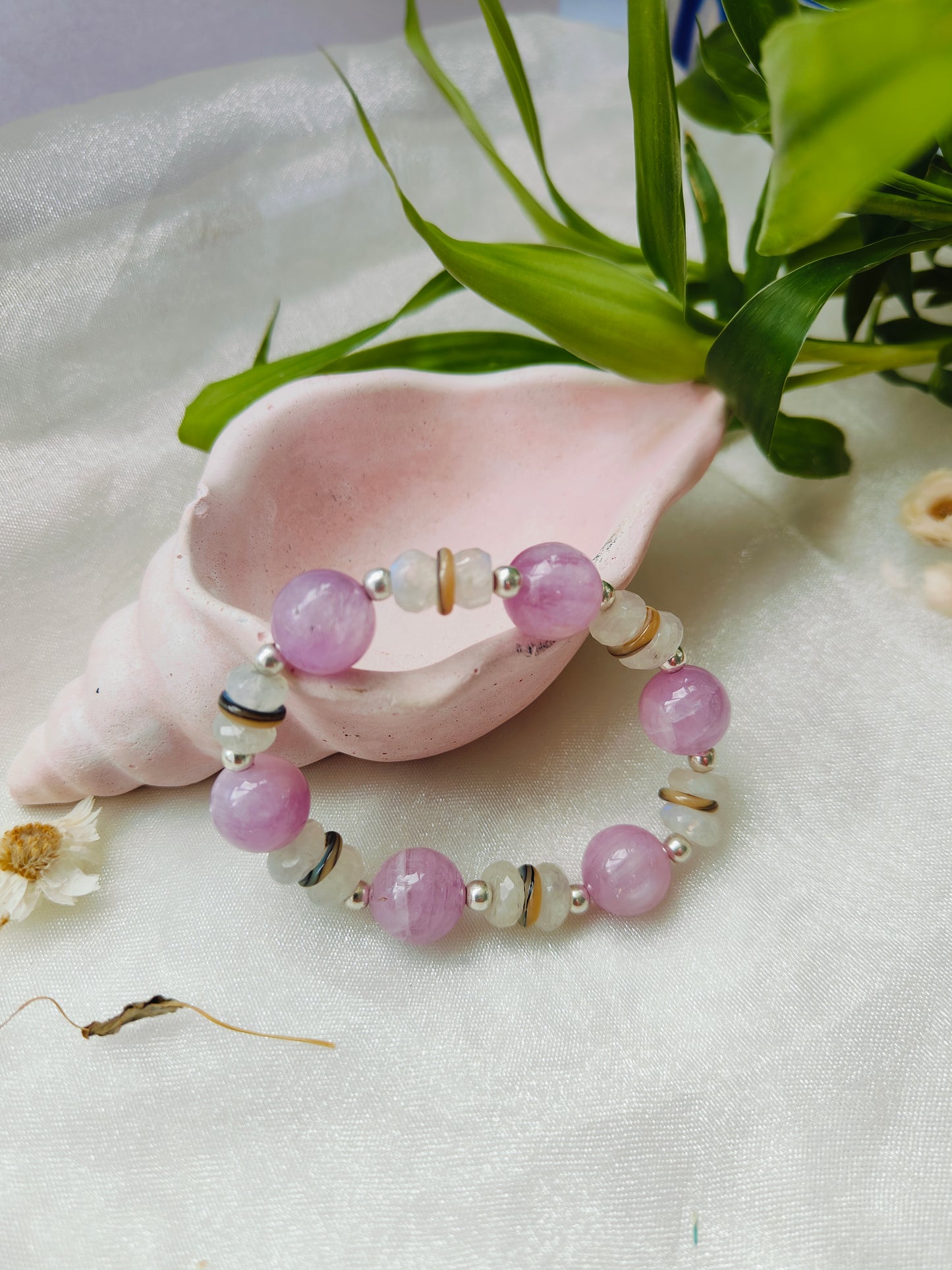 Stone & Silver Beads' Stretchable Bracelet